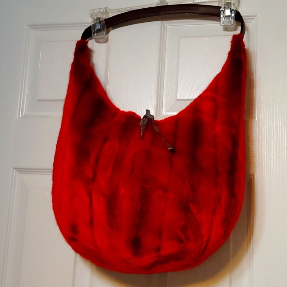la maison de la fausse fourrure paris bag